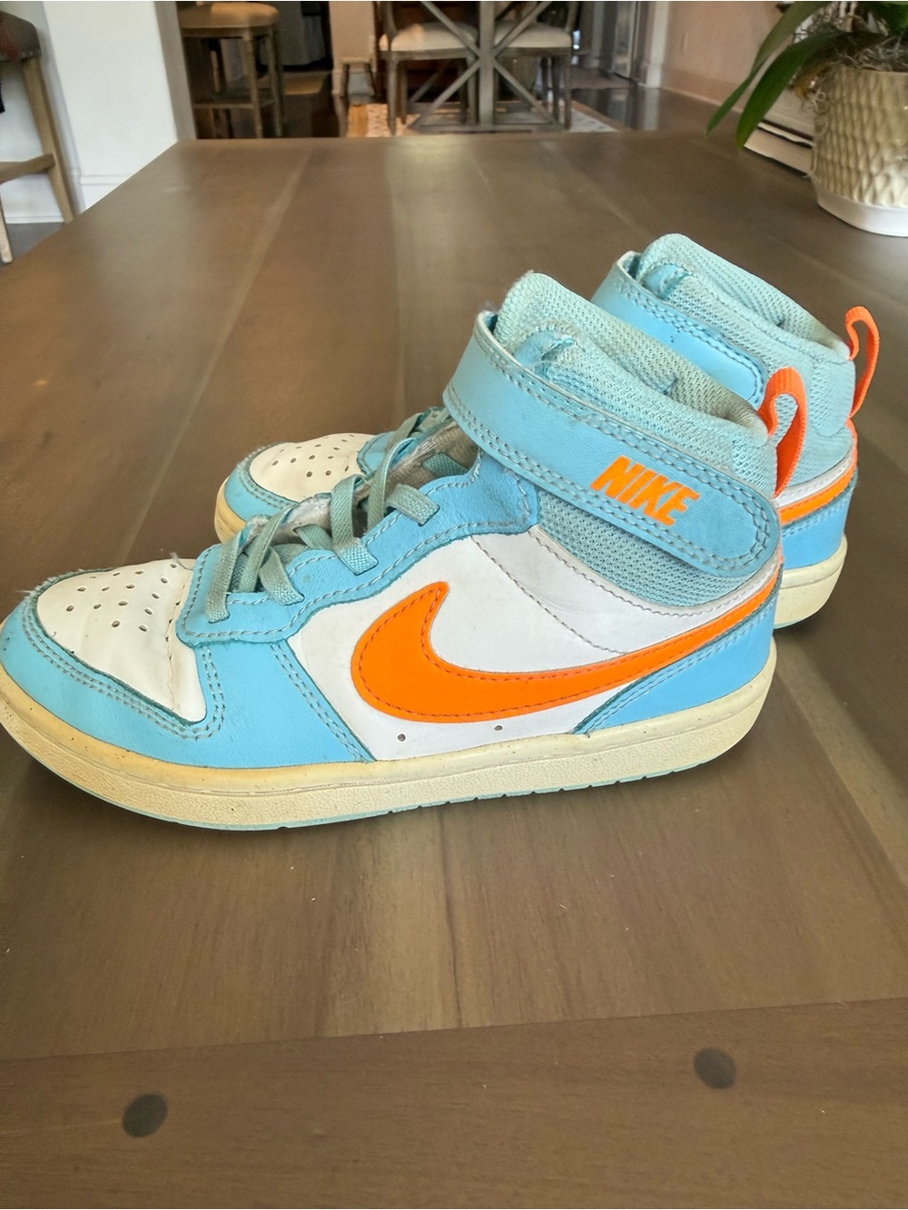 Nike Kids High-Top Sneakers in Light Blue, White and Orange